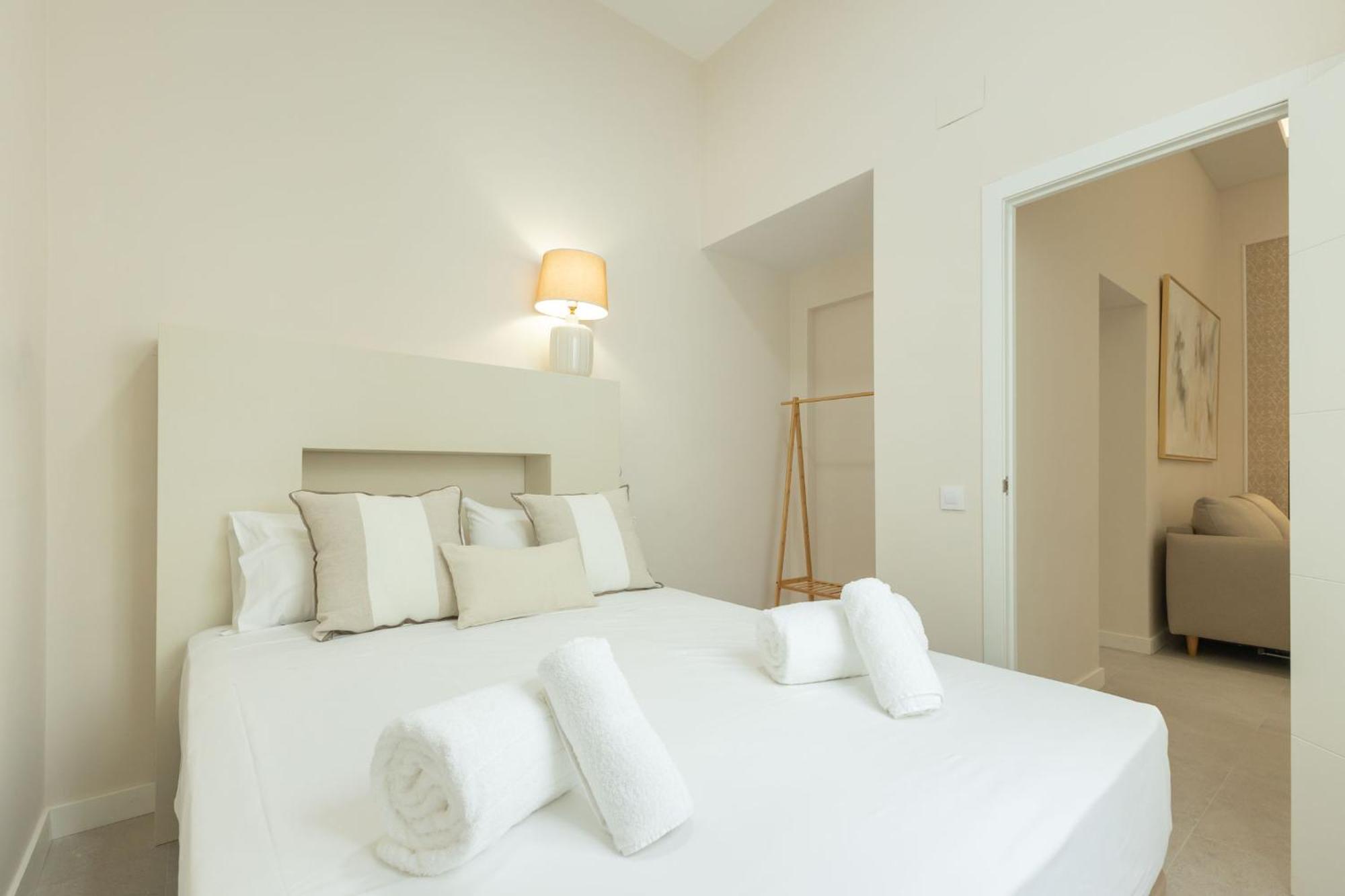 Rt41 Triana Deluxe Διαμέρισμα Σεβίλλη Δωμάτιο φωτογραφία